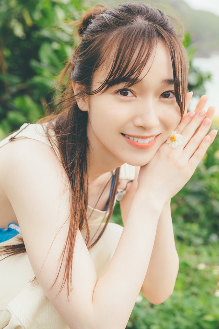 🍭 櫻坂46 守屋麗奈、本人リクエストにより実現した白のオーバーオール