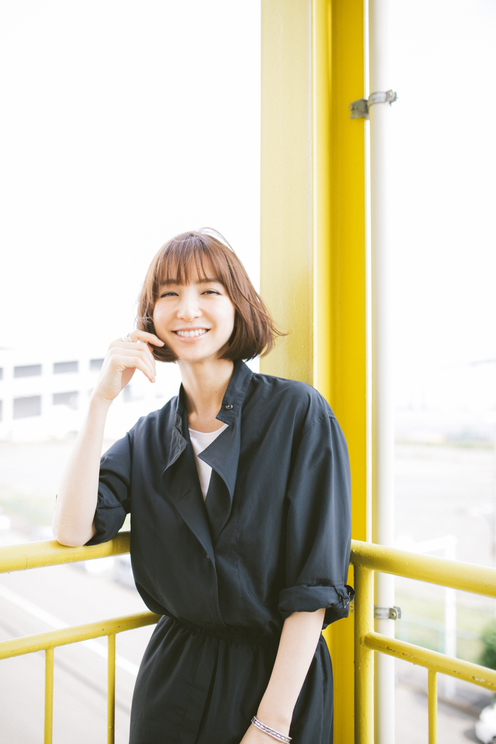 🍭 篠田麻里子サイン入りチェキプレゼント - Pop'n'Roll(ポップンロール)