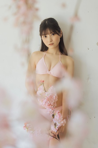 小鳥遊るい　ビブス　美品　ババババンビ 小鳥遊るい（#ババババンビ）、1st写真集が発売決定。先行カット