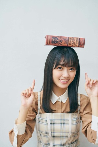 🍭 日向坂46、「四期生のぽかぽか写真館」平尾帆夏グラビア