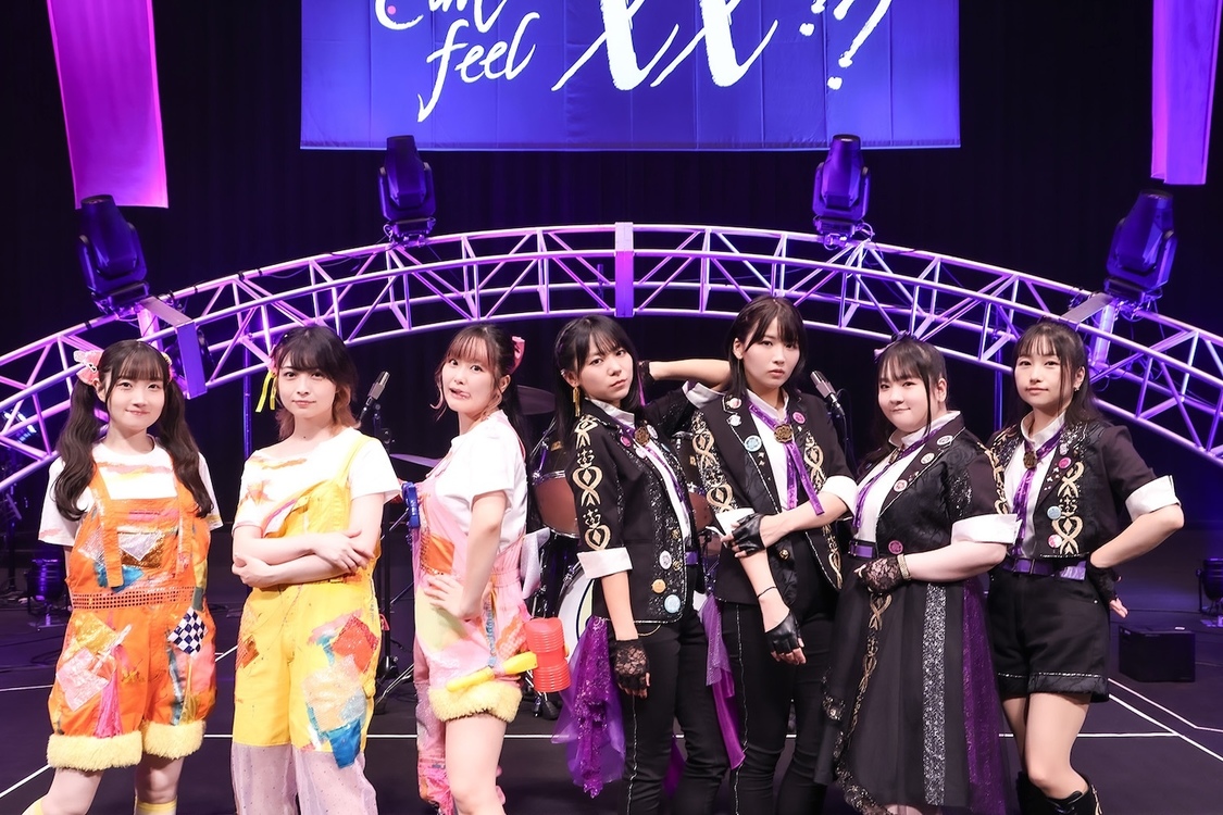 4U×The QUEEN of PURPLE［ライブレポート］新曲初披露！対バンでありながら互いを認め合う演出&ライブ限定コラボが実現！