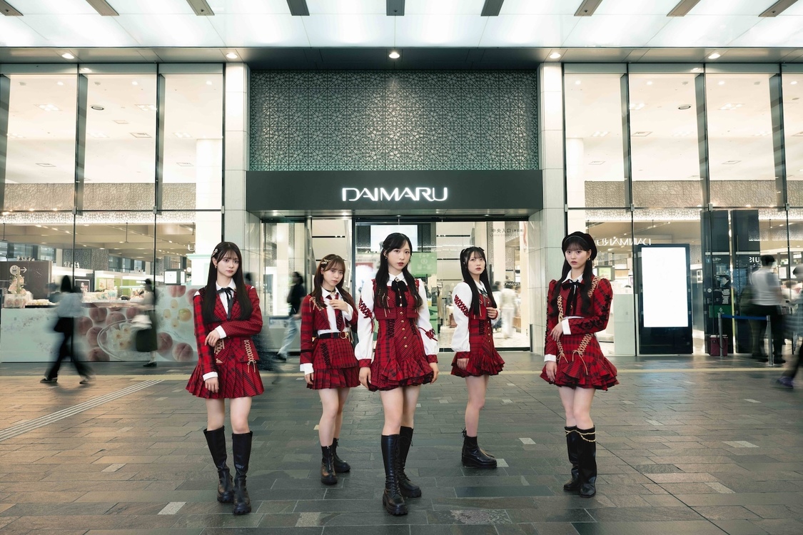 AKB48、歴代衣装400着以上展示＜AKB48大衣装展＞開催決定！