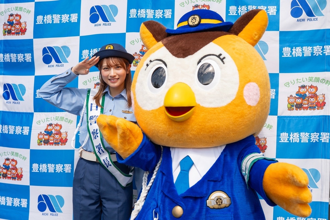 桃月なしこ、地元豊橋警察1日署長に就任！ 自転車の安全利用やヘルメット着用を呼びかけ