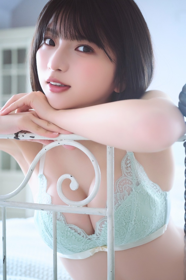 #Mooove! 姫野ひなの、『グラビアザテレビジョン』で裏表紙に大抜擢！[アザーカット][コメントあり]