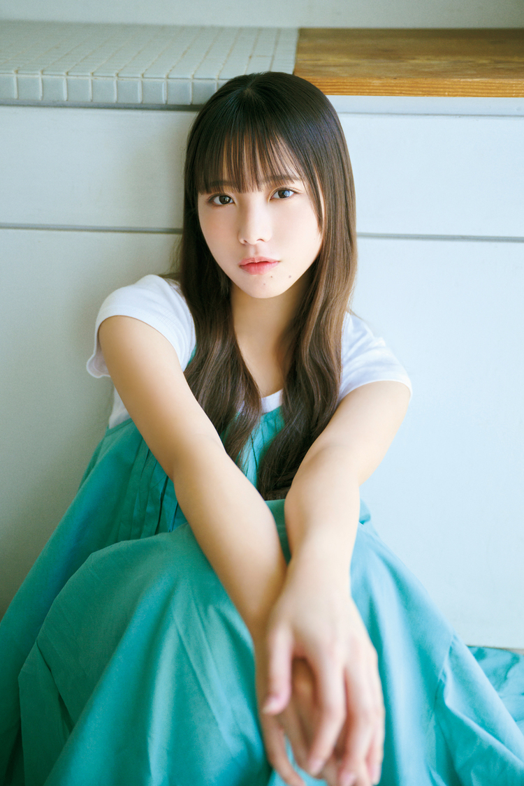 日向坂46五期生　下田衣珠季が『週刊FLASH』に初登場！18歳らしいフレッシュさ弾けるグラビア披露