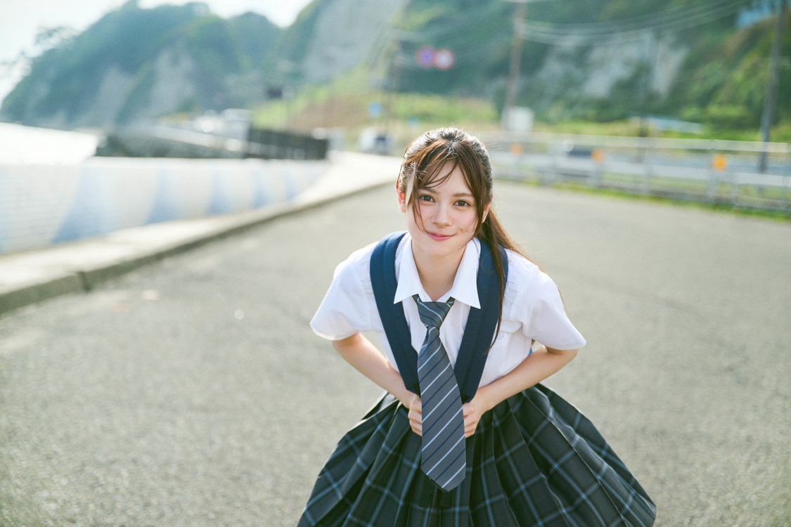 AKB48・伊藤百花、初のフォトブック発売決定!“いともも”のすべてを詰め込んだ80ページ【コメントあり】