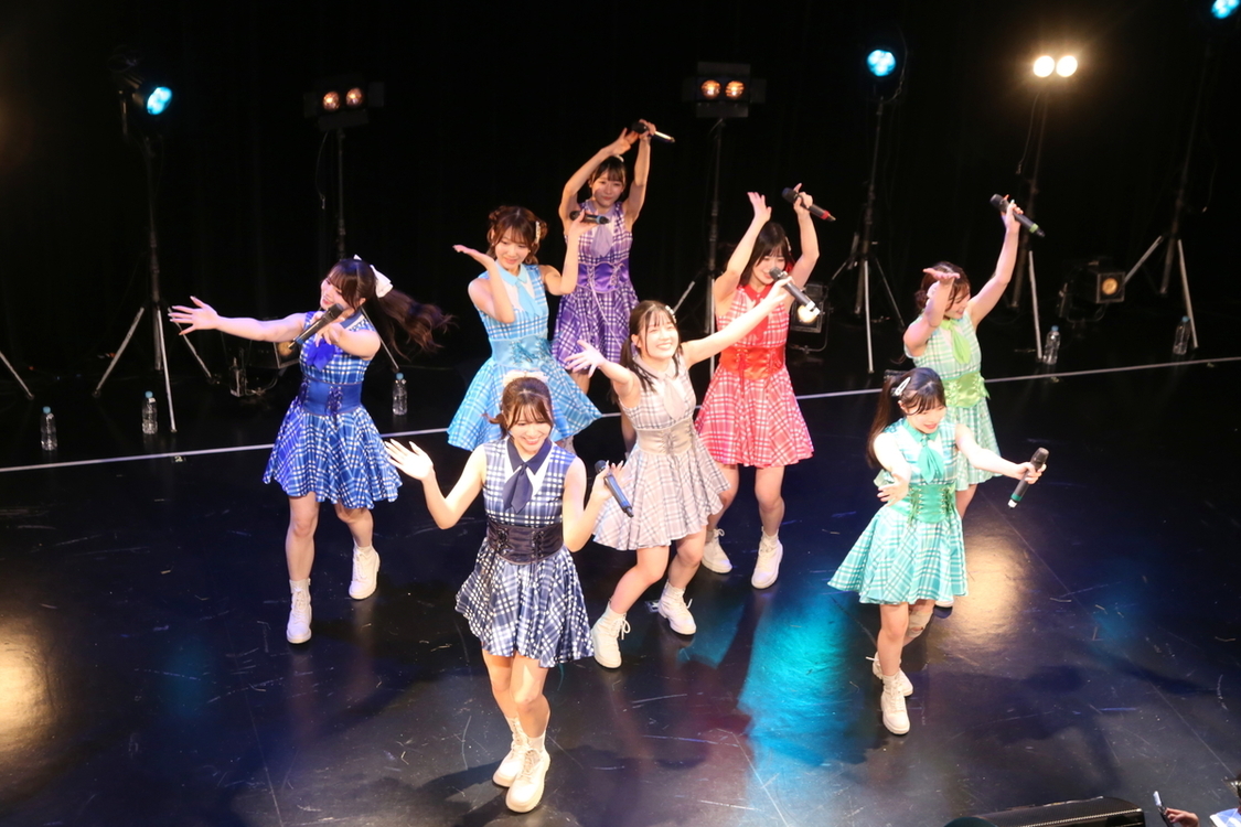 SUPER☆GiRLS、OG宮崎理奈プロデュース公演で笑顔と大歓声!