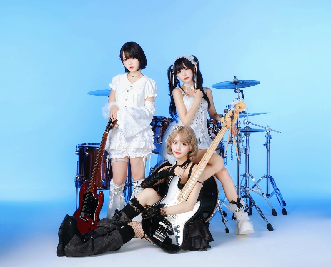 Another Diary、1stミニアルバム『Enchanted』リリース！