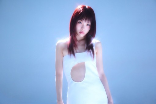 🍭 Juice=Juice 稲場愛香 2nd写真集『ラヴリネス』、「書泉・女性