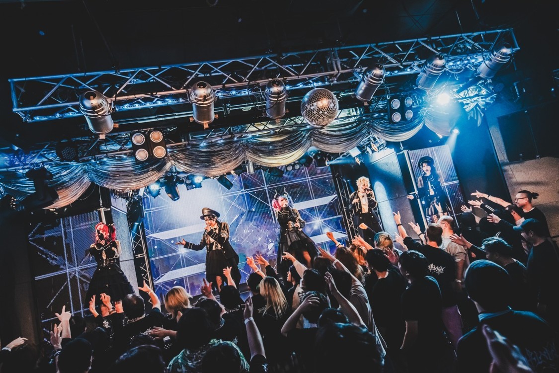 maleficiumã玫éªãã®ã忥ïŒèµ€çŸœåç¬å
¬æŒã§é
ãããéåœãã®äžå€ïŒ»ã©ã€ãã¬ããŒãïŒPHOTOïŒ@seki_photo513ïŒ