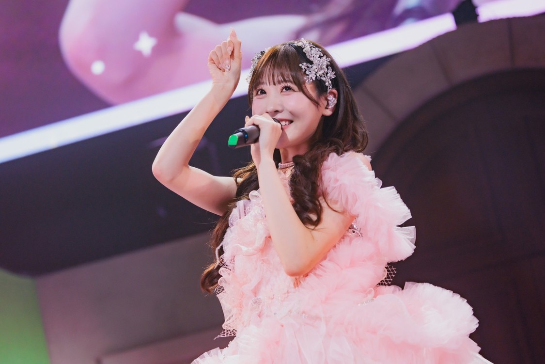 櫻井優衣、NHKホールソロ公演で3,600人を魅了！