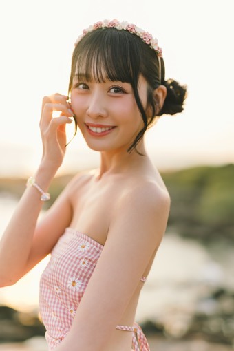🍭 FES☆TIVE・八木ひなた、芸能生活最後の写真集『ありがとうの途中