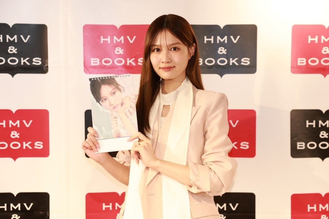 中村麗乃、初の個人カレンダー発売記念イベントで「2026点！」と自信