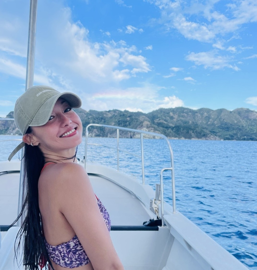 沢尻エリカ、20年ぶりの写真集『DAY OFF』オフショット公開！