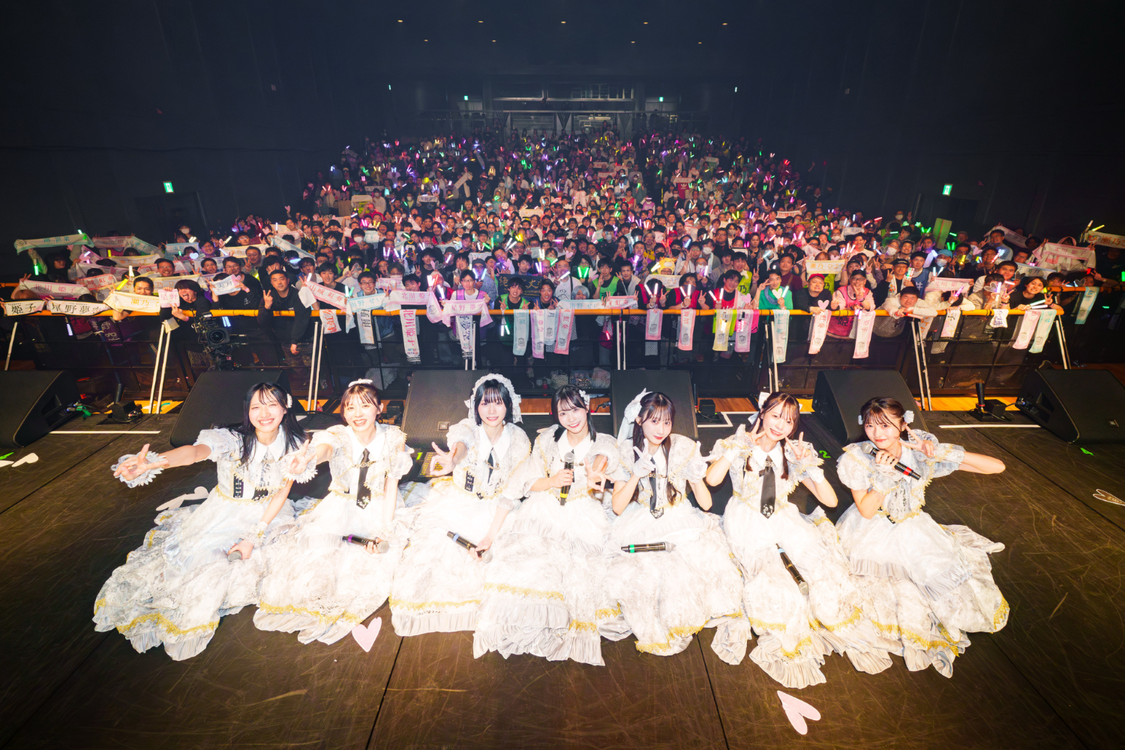 AsIs、2周年記念ライブで全21曲を熱唱！