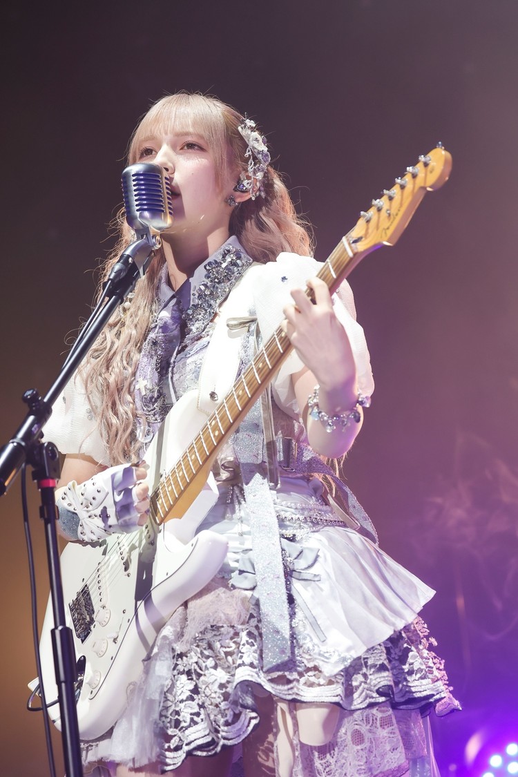 早瀬ノエル(FRUITS ZIPPER)、初ソロワンマンで2,200名を魅了! PHOTO:森好弘