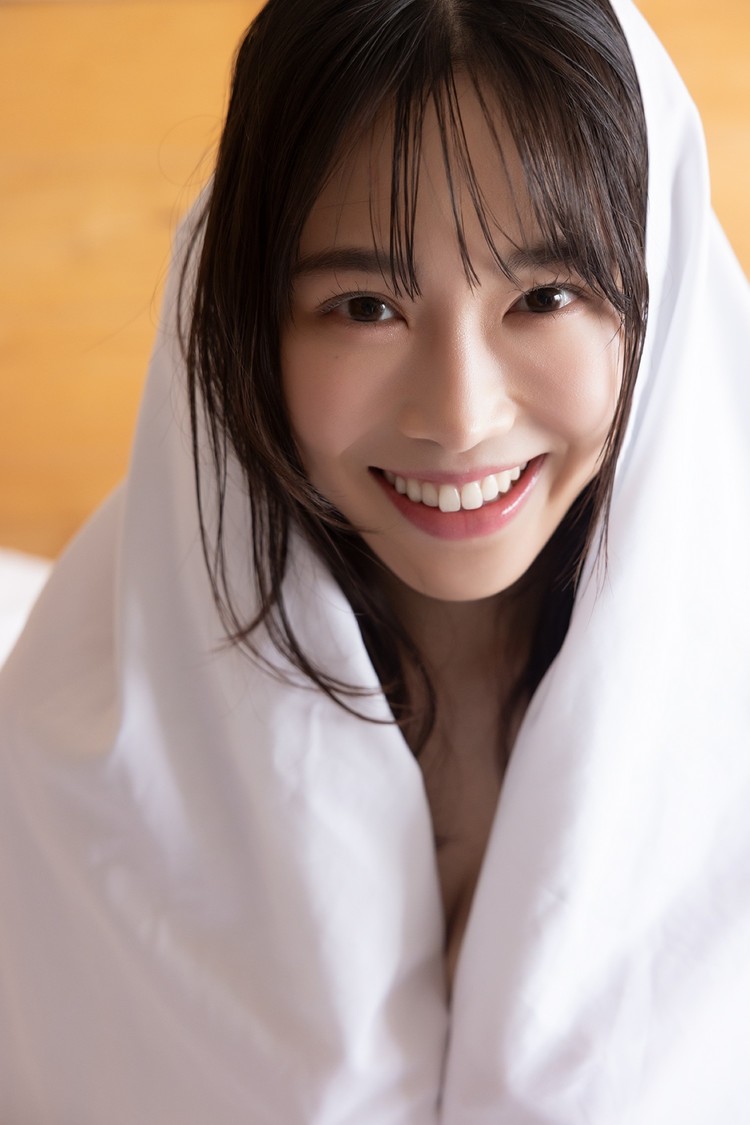 仲根なのか、1st写真集「おはなの」7月27日発売決定!