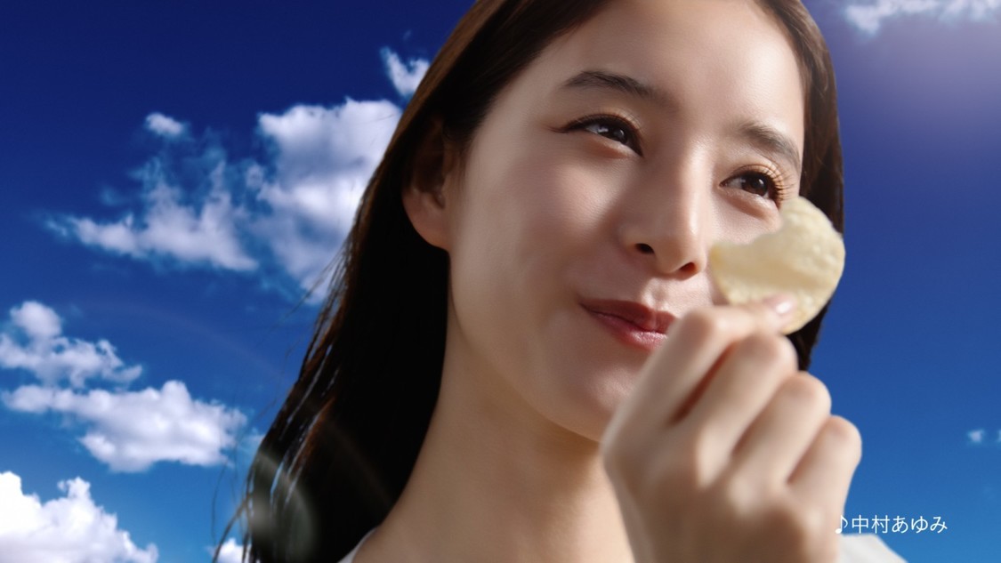 新木優子＆山﨑賢人出演、「湖池屋プライドポテト」新TVCMが7月25日放映開始！【コメントあり】