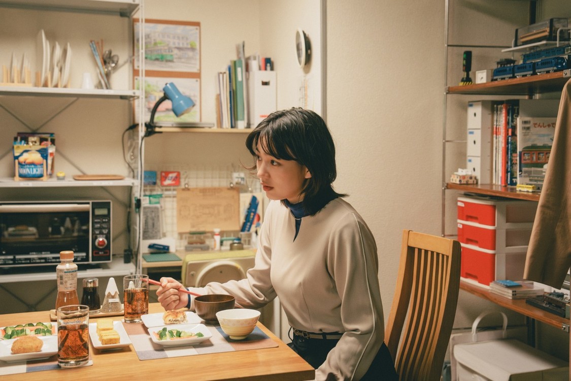 安田章大&のんW主演、映画『平行と垂直』8月28日公開決定!本編映像と場面写真が初解禁!