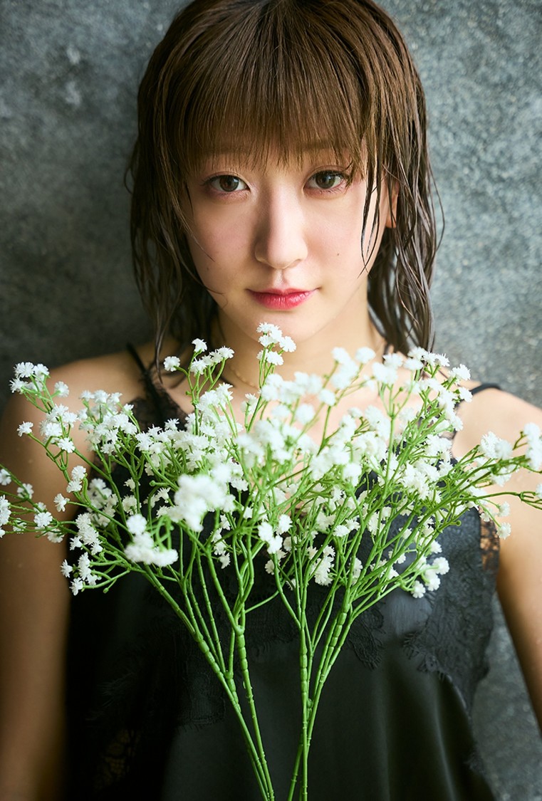秋山眞緒(つばきファクトリー)、写真集「MAO」9月25日発売決定!