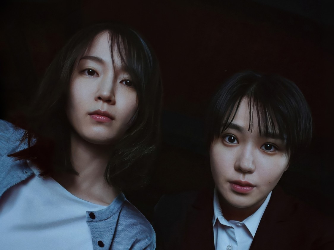 吉岡里帆&奈緒、W主演映画『シャドウワーク』人物紹介動画が解禁!
