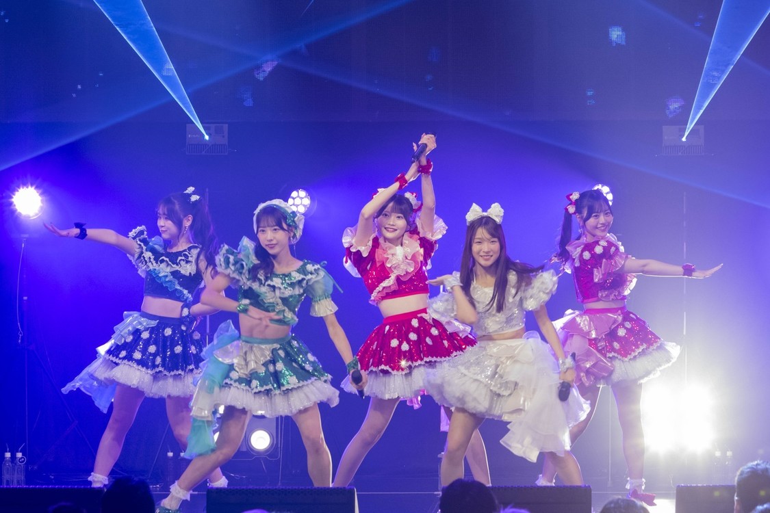 SCRAMBLE SMILE、Zepp Shinjukuで結成2周年ライブをファンとともに盛大にお祝い！