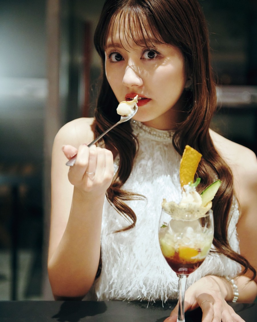 佐々木彩夏(ももいろクローバーZ)、初写真集『ぺろり』よりPR映像&新カット公開!