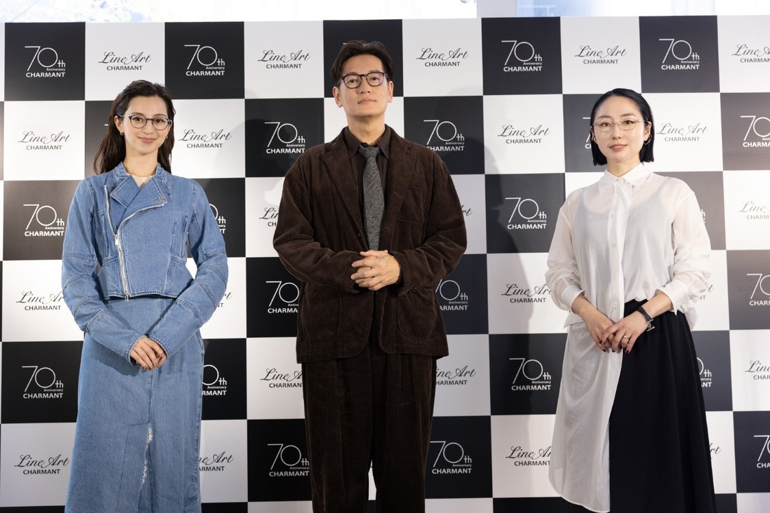 井浦新、中条あやみ、華やかメガネ姿を披露！メガネのこだわりや、自身の原点、役者論について明かす 