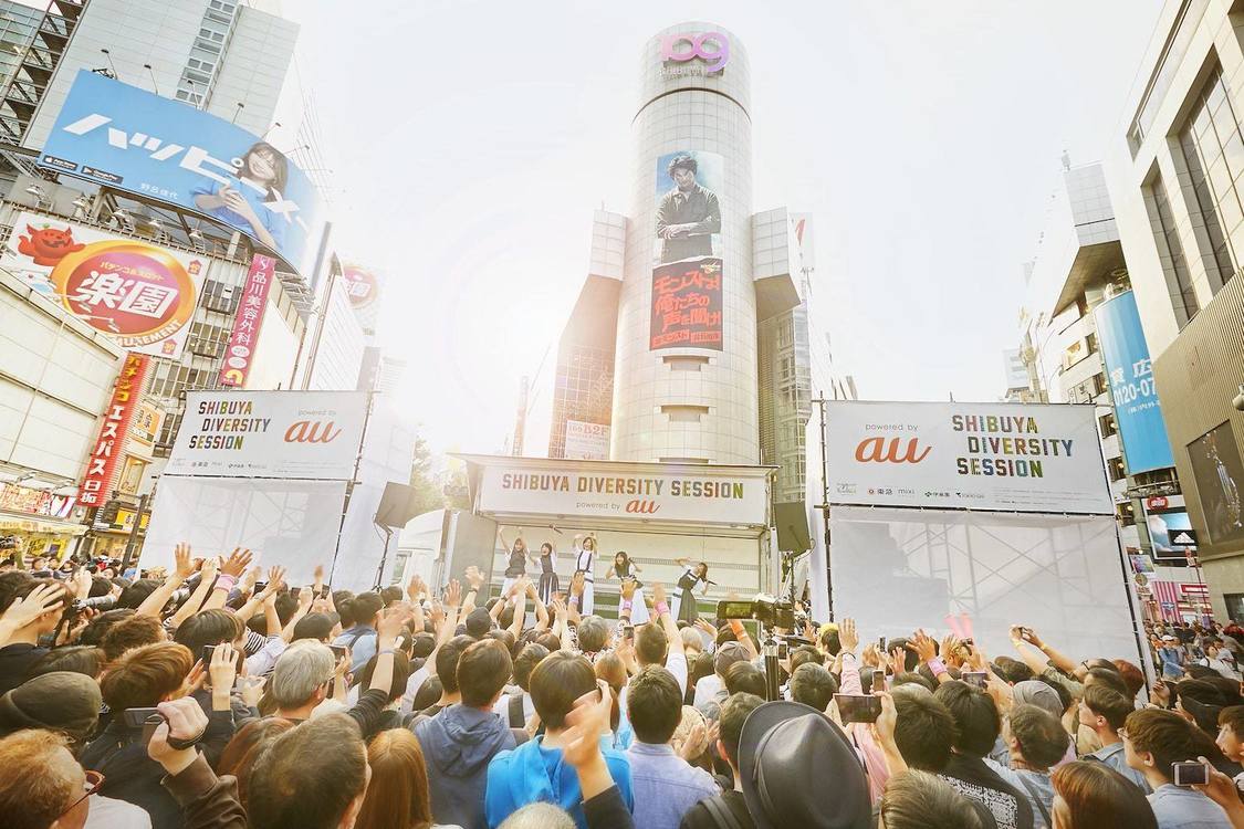 エビ中［イベントレポート］総勢100組以上のアーティストらと渋谷の街を音楽で彩る！ 渋谷区最大の音楽祭出演