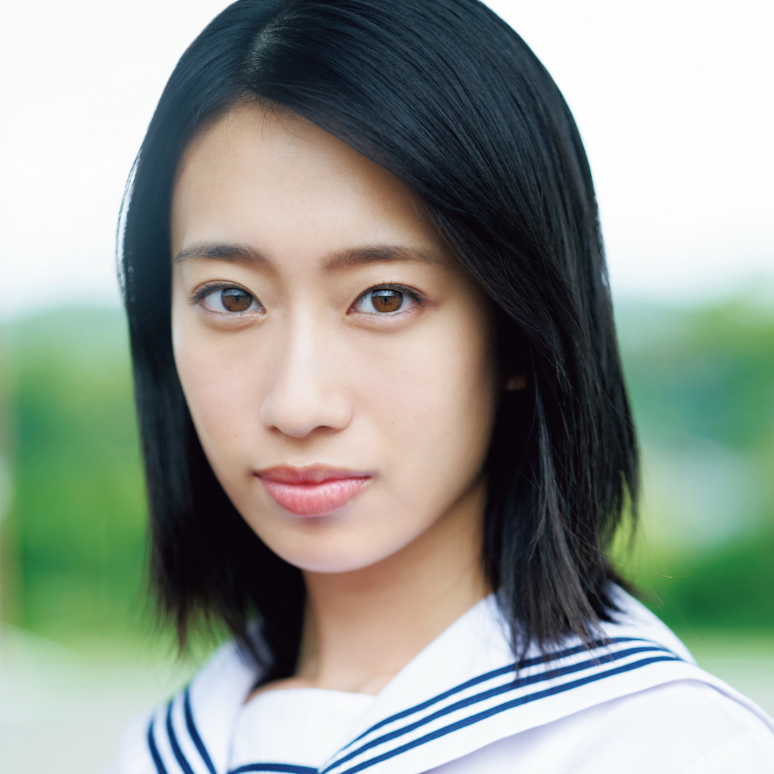 🍭 BEYOOOOONDS 前田こころ 1st写真集『eighteen face』、「書泉・女性タレント写真集売上ランキング」1位獲得 ...