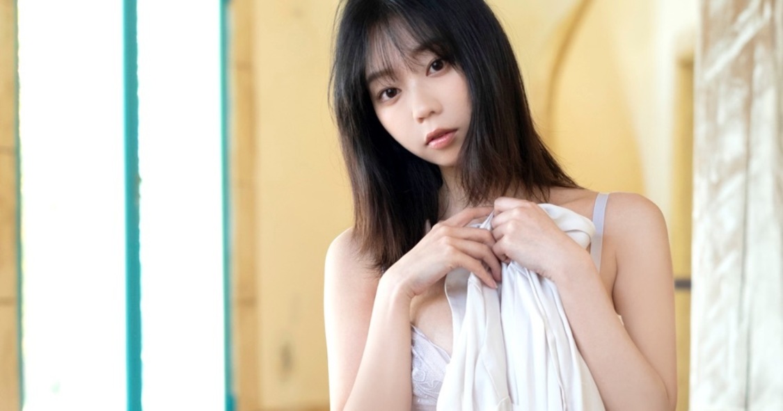 ジュニアアイドル 青山ひかる 青山ひかる［アザーカット＆インタビュー］自然体なグラビアで磨かれた美スタイル披露！「細かいところまで見ていただけたら嬉しいです！」『FRIDAY』登場  - Pop'n'Roll(ポップンロール)